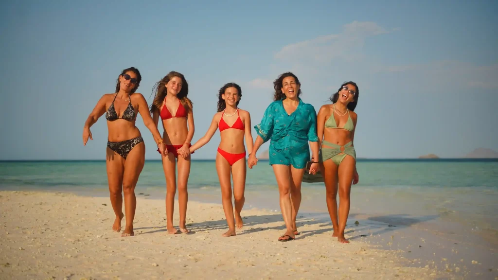 Mixed Groups on a Komodo Liveaboard: Divers, Snorkelers & Beginners
